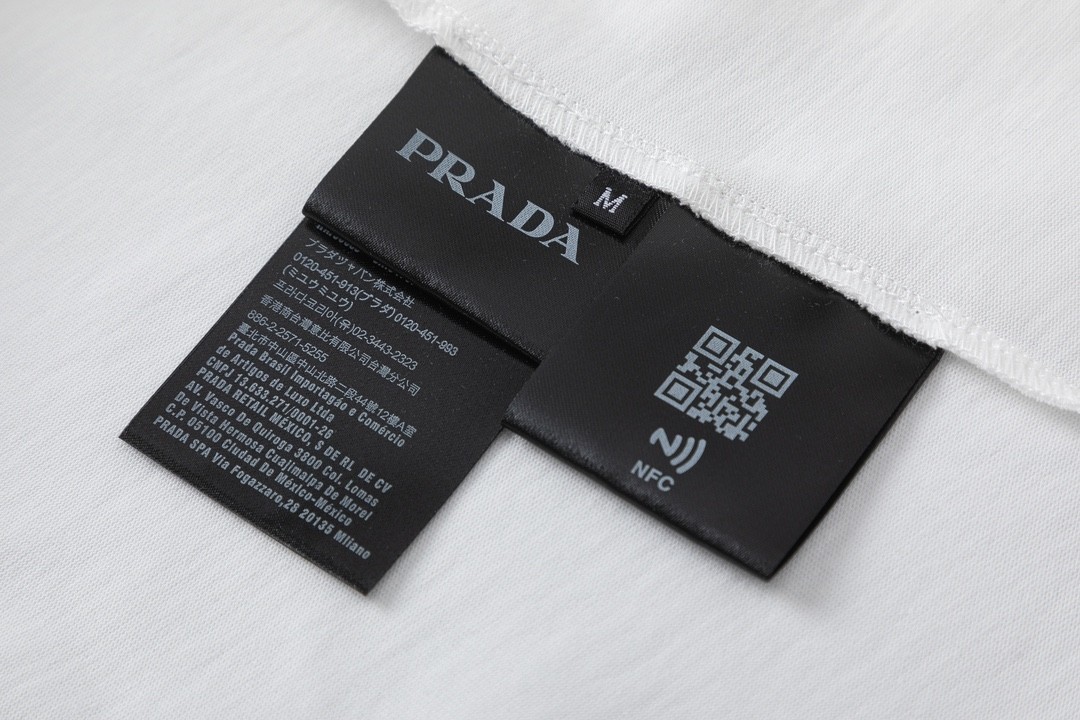 【PRADA旗艦店】プラダ 半袖Tシャツ 男女兼用 ご好評に付き再入荷！