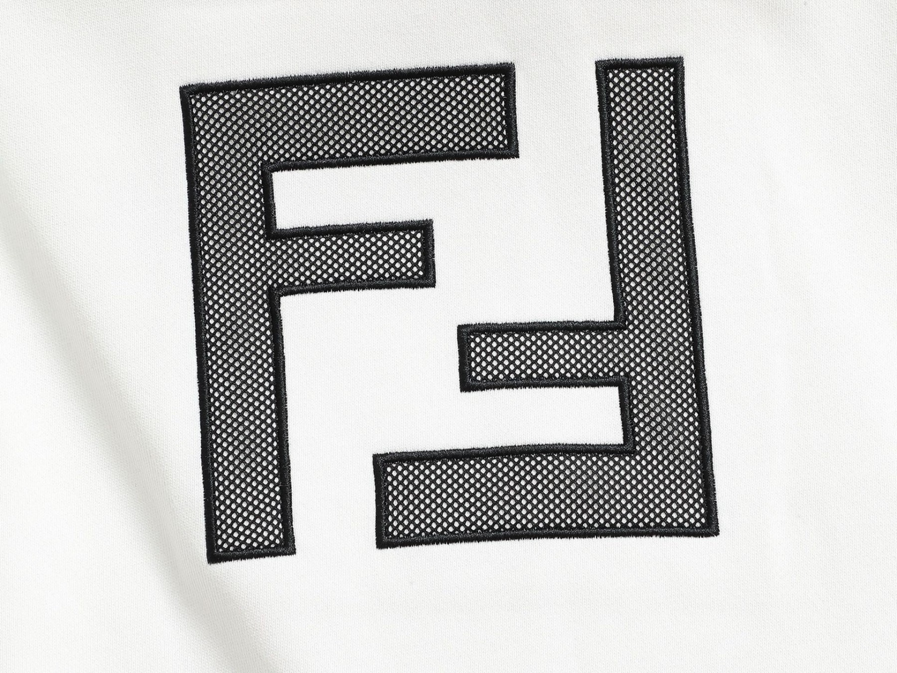 【FENDI旗艦店】フェンディ パーカー 男女兼用 ご好評に付き再入荷！