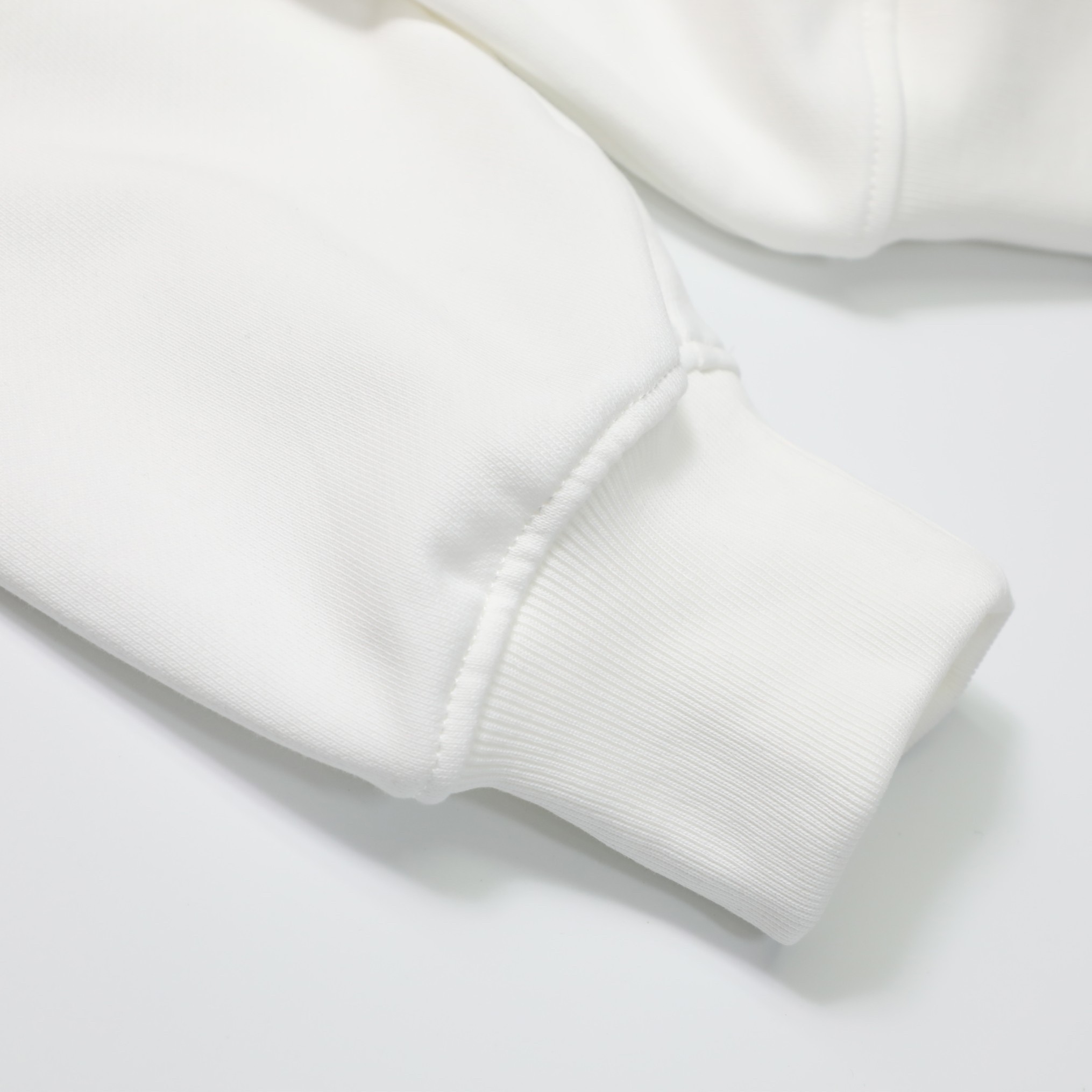 【LOUIS VUITTON旗艦店】ルイヴィトン パーカー 男女兼用 ご好評に付き再入荷！