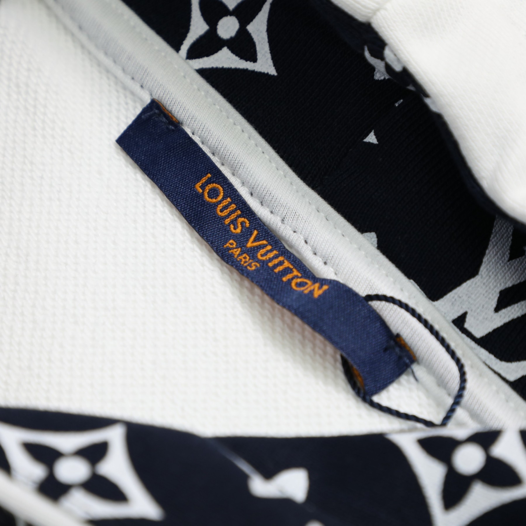 【LOUIS VUITTON旗艦店】ルイヴィトン パーカー 男女兼用 ご好評に付き再入荷！