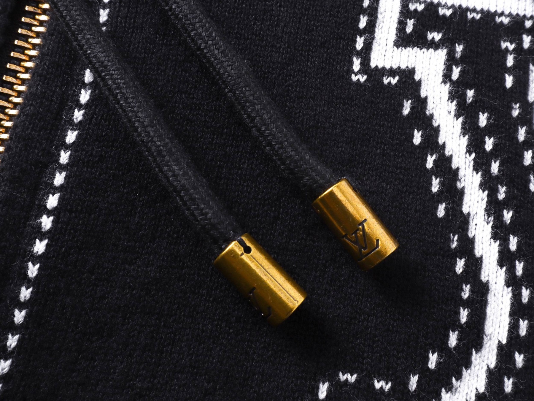 【LOUIS VUITTON旗艦店】ルイヴィトン パーカー ご好評に付き再入荷！