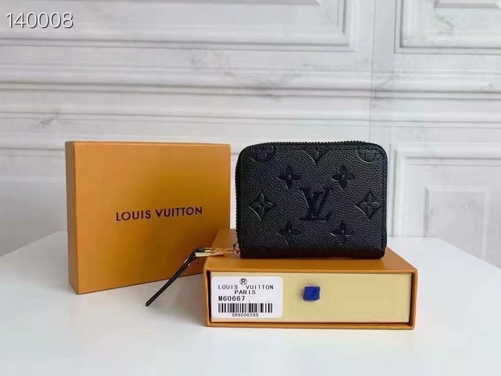 LOUIS VUITTON ルイヴィトン ファスナー付き財布 11*8*1cm