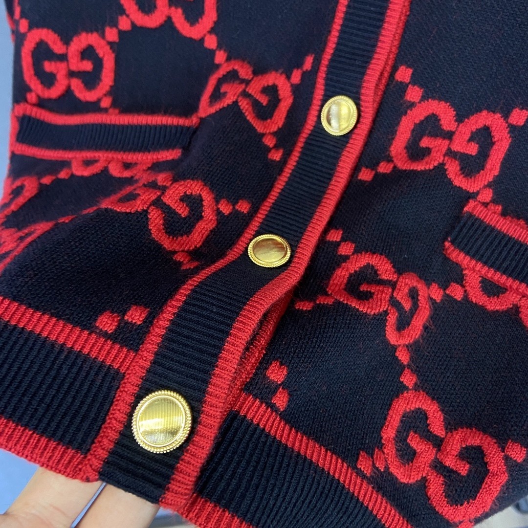 【GUCCI旗艦店】（グッチ）ニットカーディガン ご好評に付き再入荷！