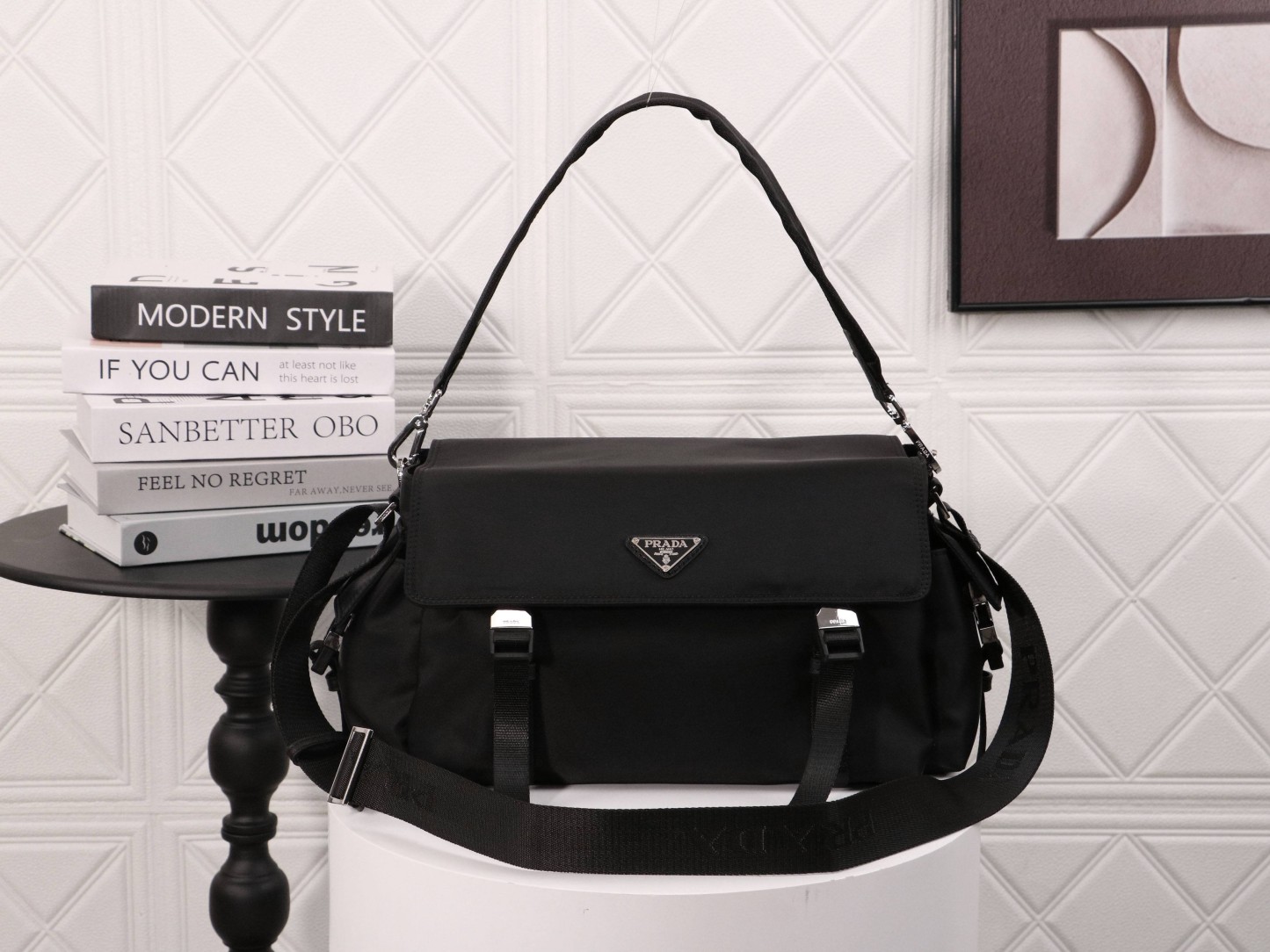 PRADA プラダ Explore メッセンジャーバッグ 42*22*20cm