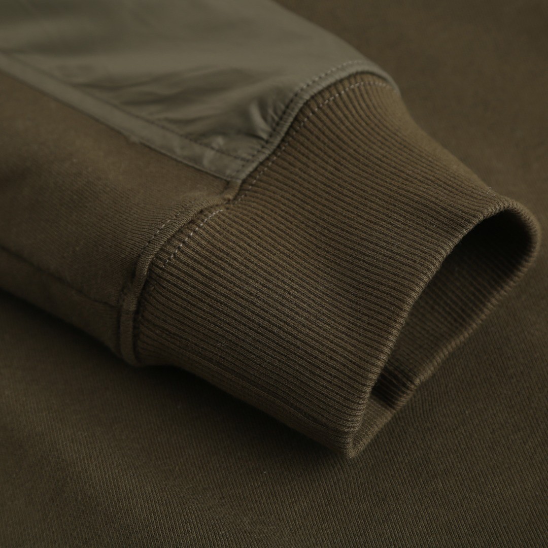 【MONCLER旗艦店】モンクレール 長袖 男女兼用 ご好評に付き再入荷！