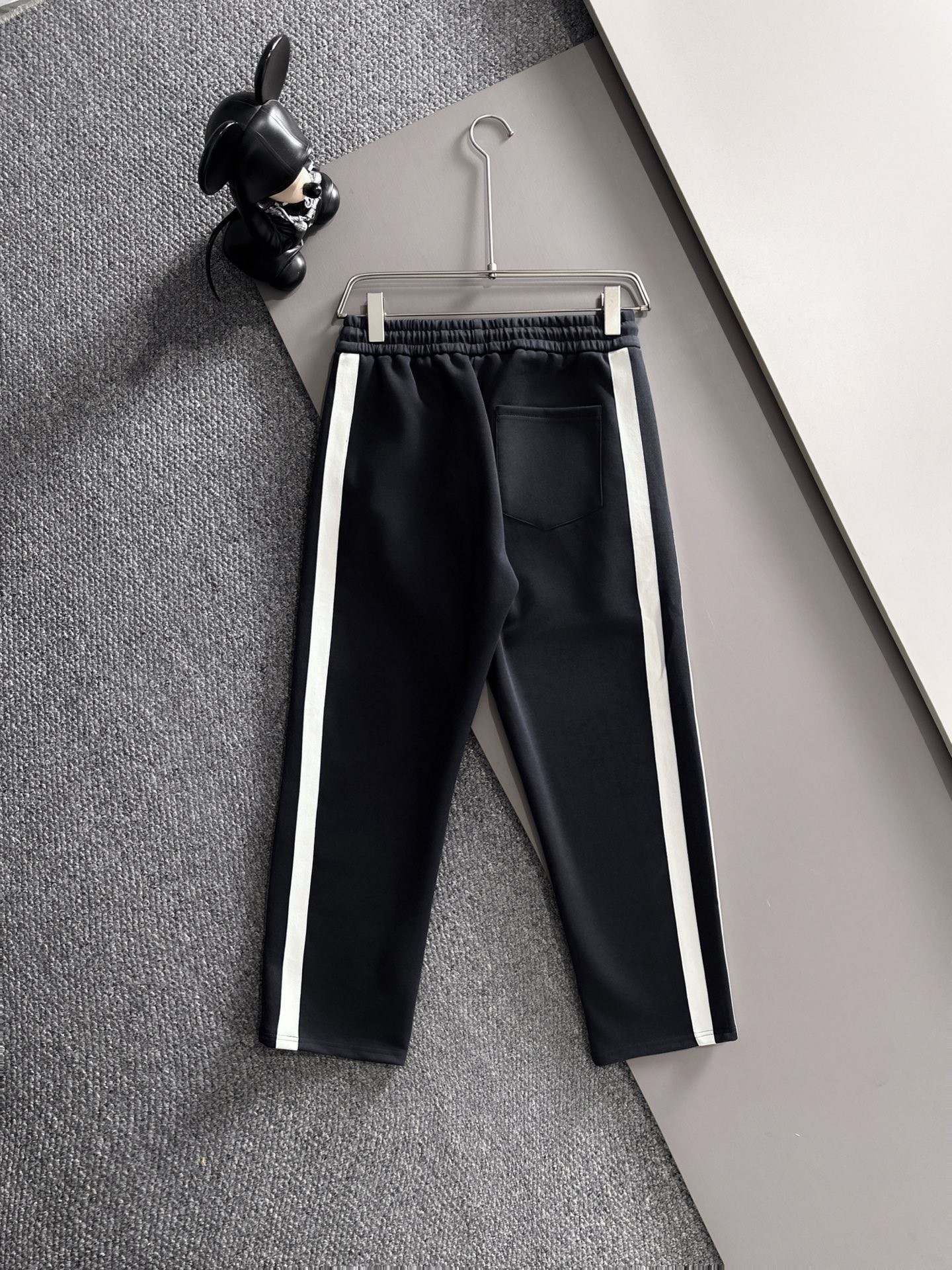 【LOUIS VUITTON旗艦店】ルイヴィトン 上下セット セットアップ ご好評に付き再入荷！