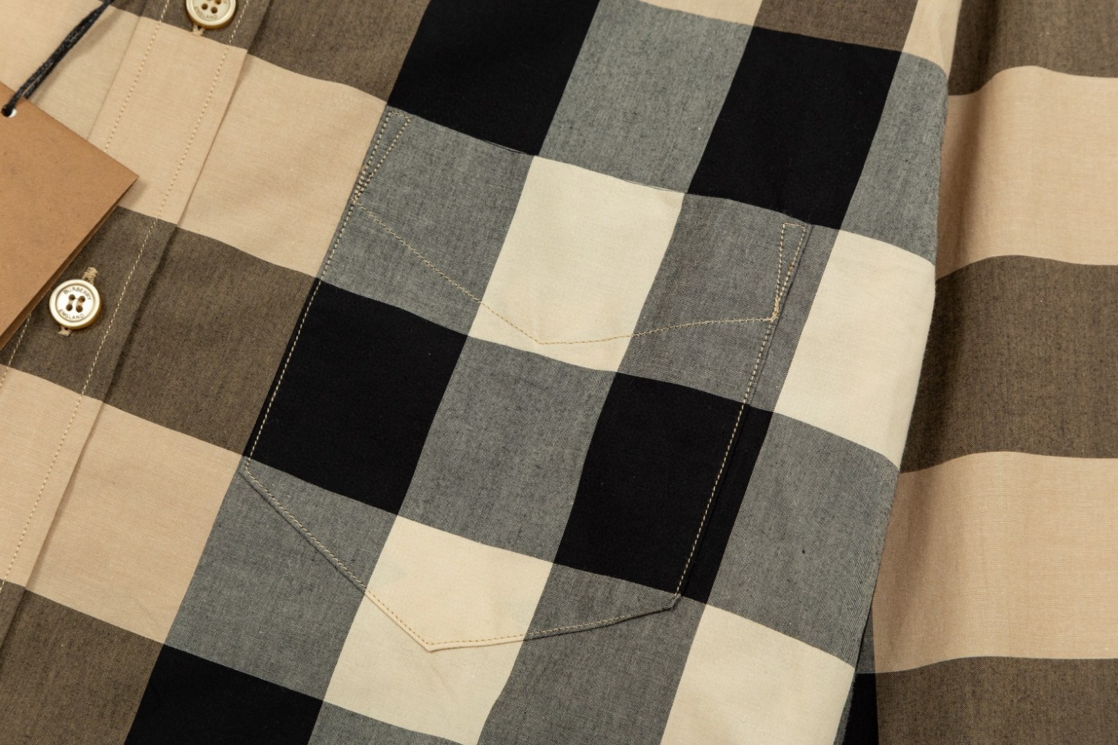 【BURBERRY】長袖シャツ ショートパンツ セットアップ