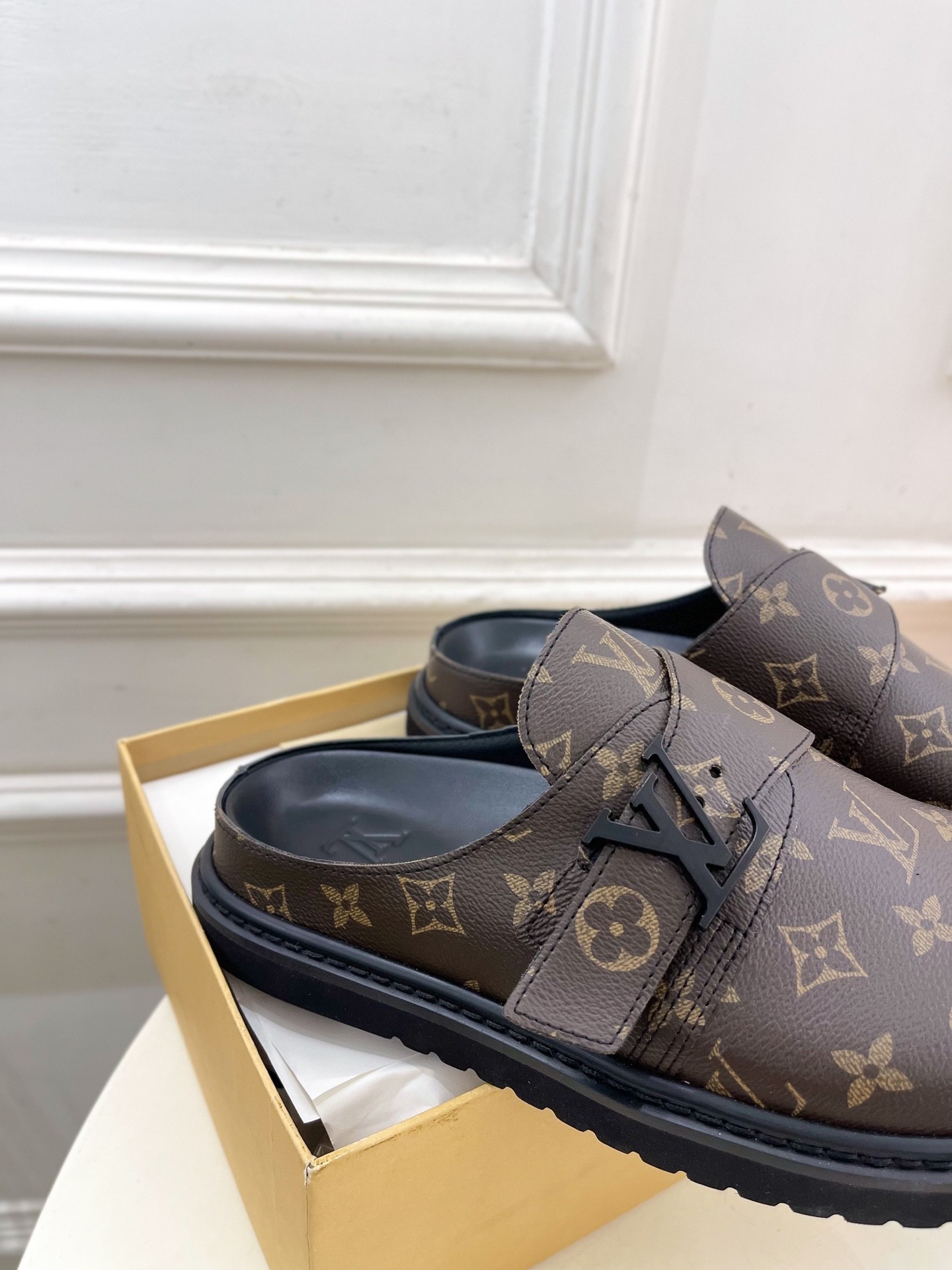 【LOUIS VUITTON】COSY COMFORT サンダル