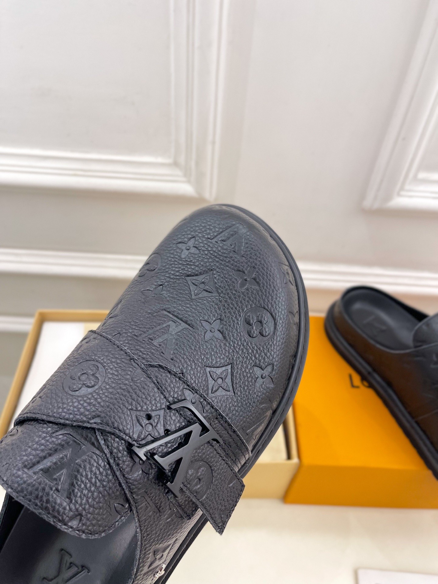 【LOUIS VUITTON】COSY COMFORT サンダル