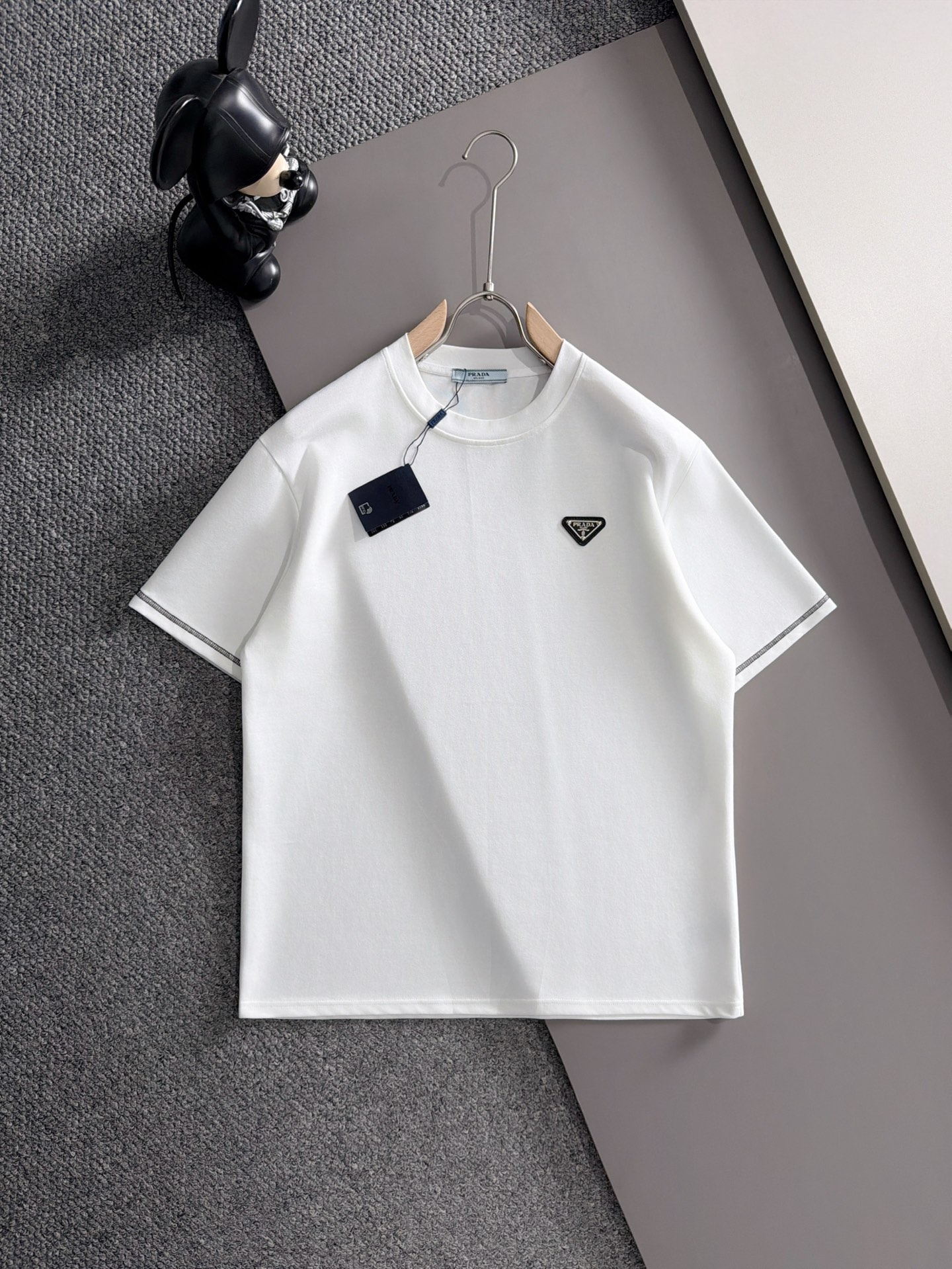 【PRADA】半袖T シャツショートパンツ セットアップ