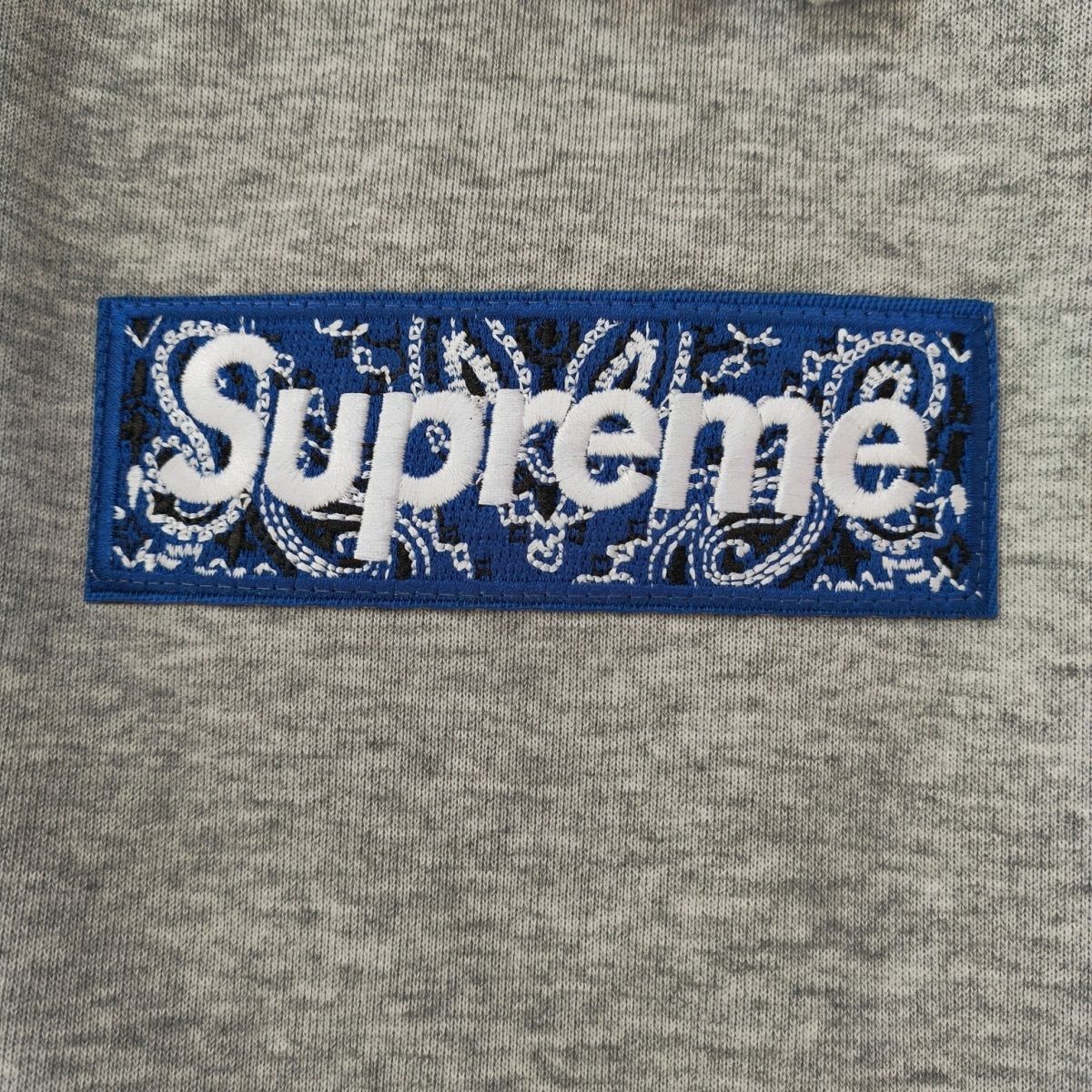 【SUPREME旗艦店】 パーカー ご好評に付き再入荷！