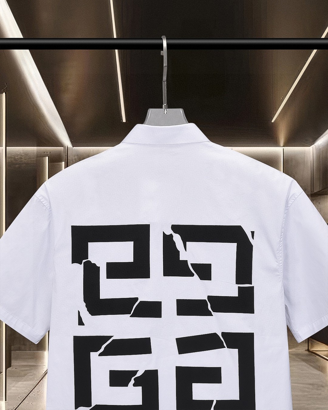 【GIVENCHY】半袖シャツ