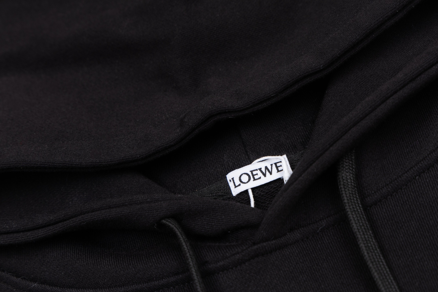 【LOEWE】刺繍パーカー