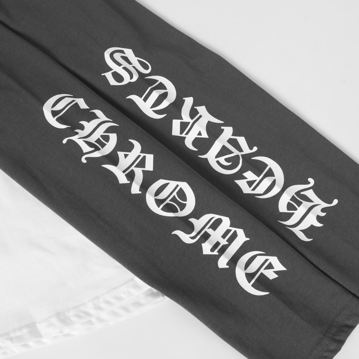 【CHROME HEARTS】長袖 T シャツ