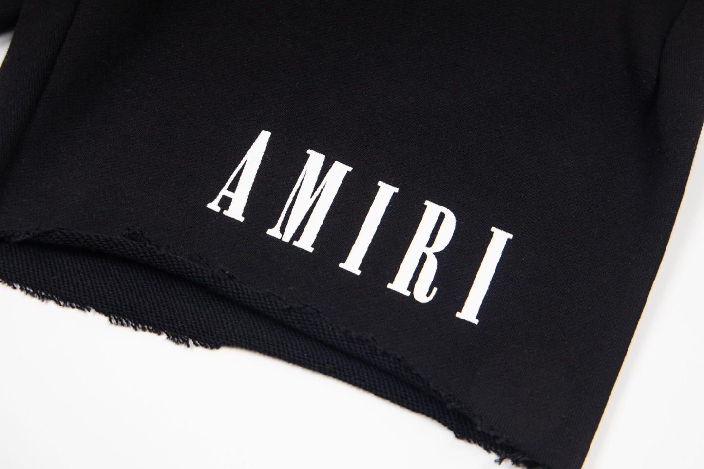 【AMIRI】ショートパンツ