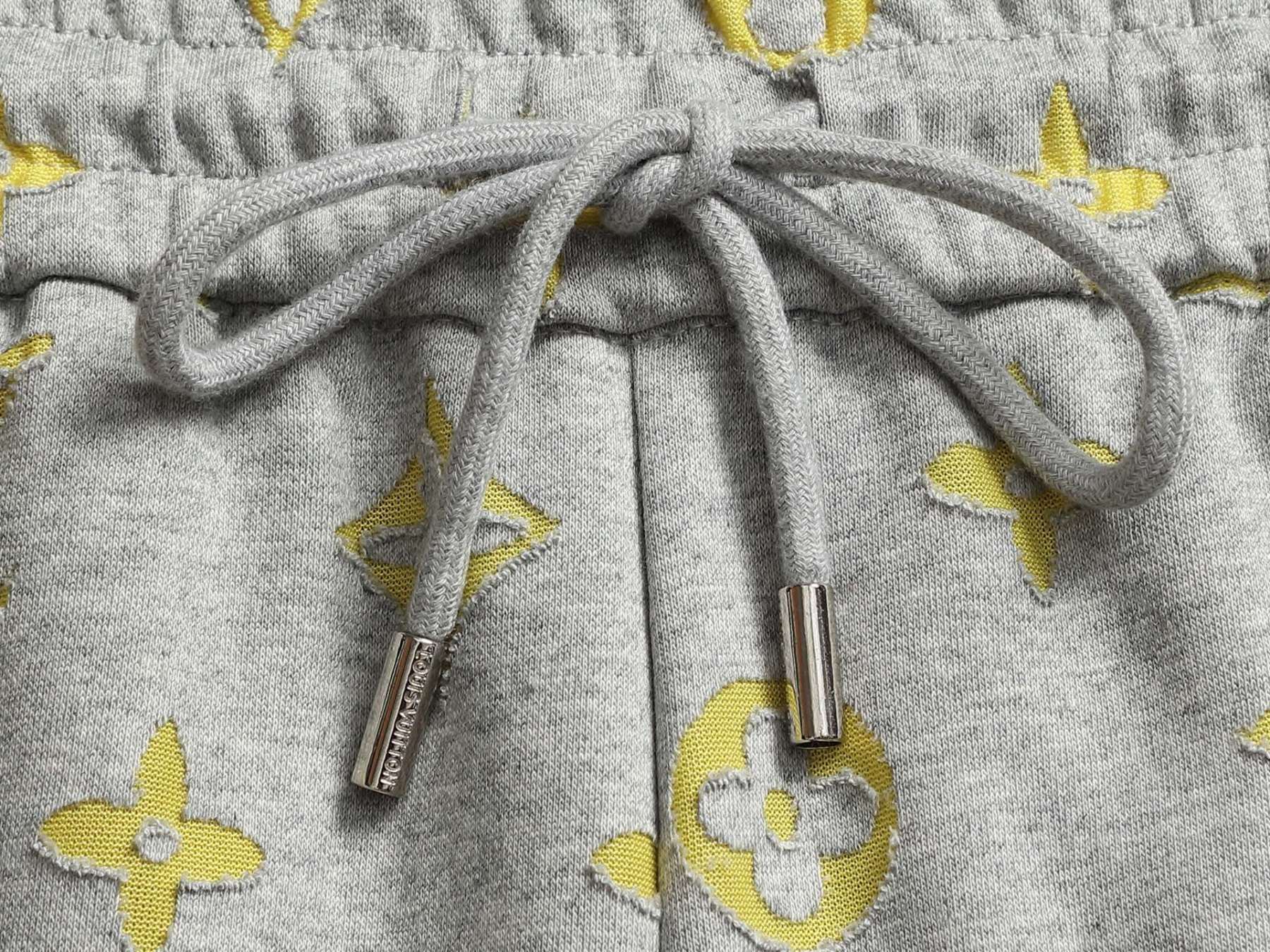 【LOUIS VUITTON】ショートパンツ