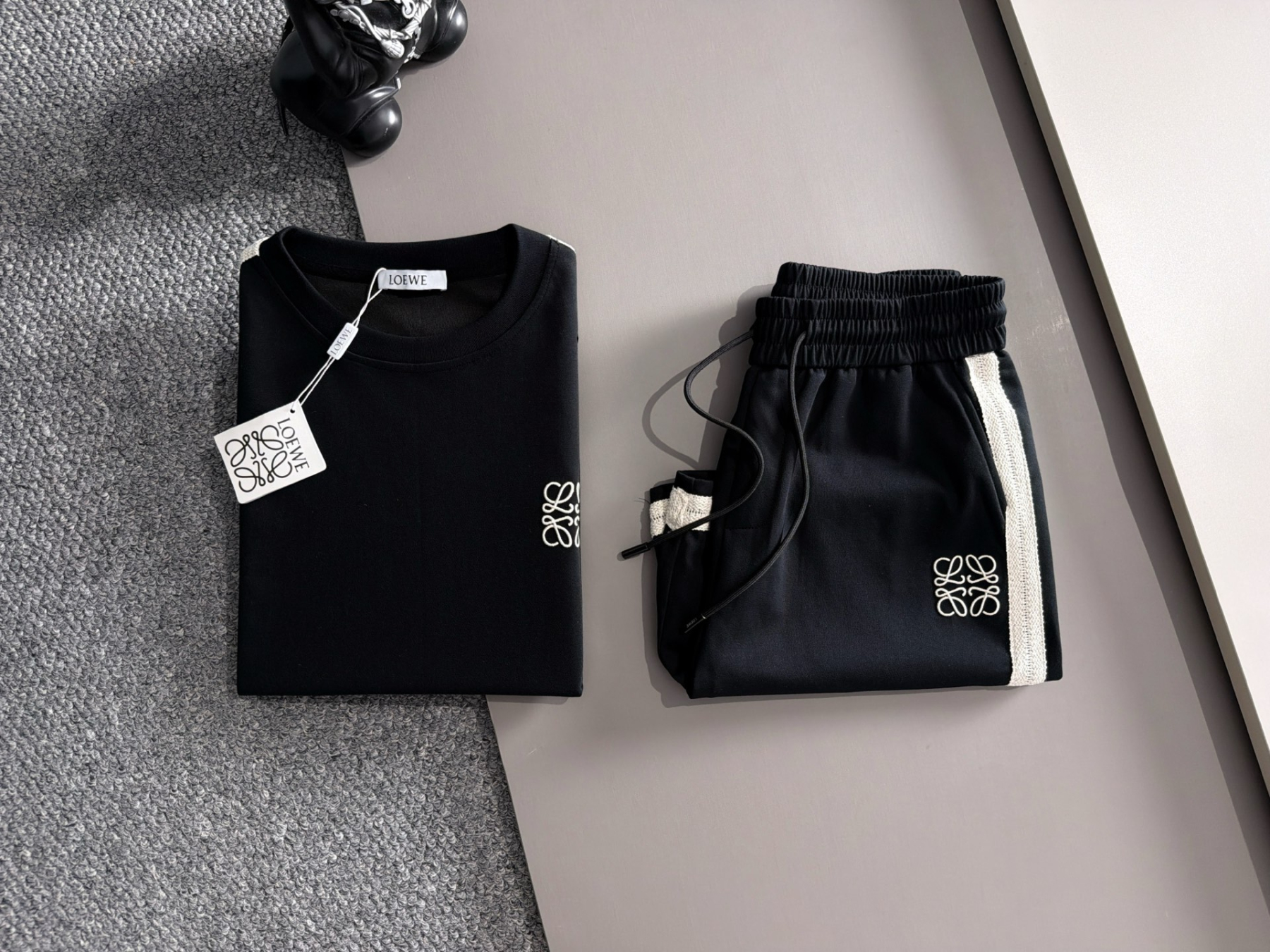 【PRADA】半袖T シャツショートパンツ セットアップ