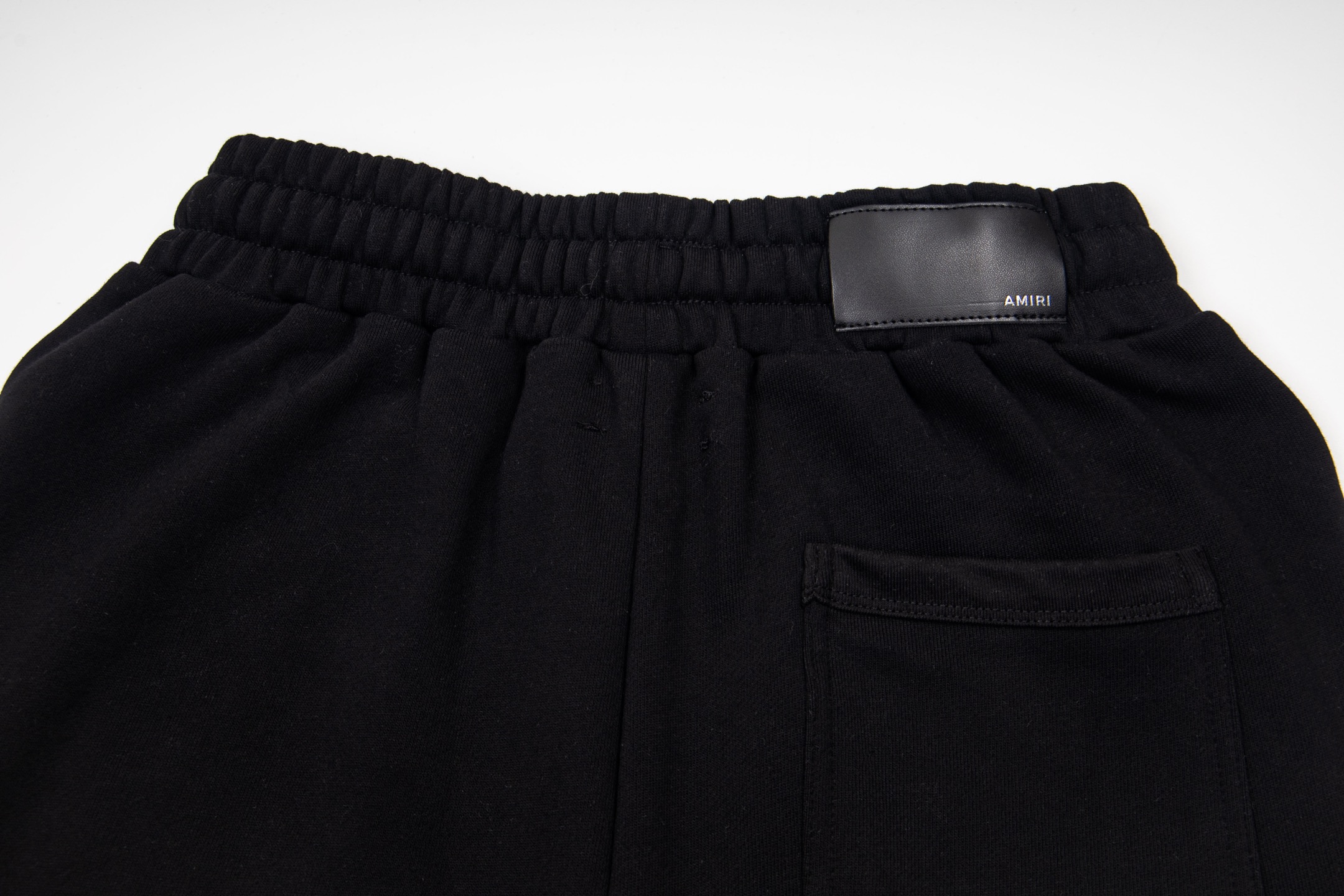 【AMIRI】ショートパンツ