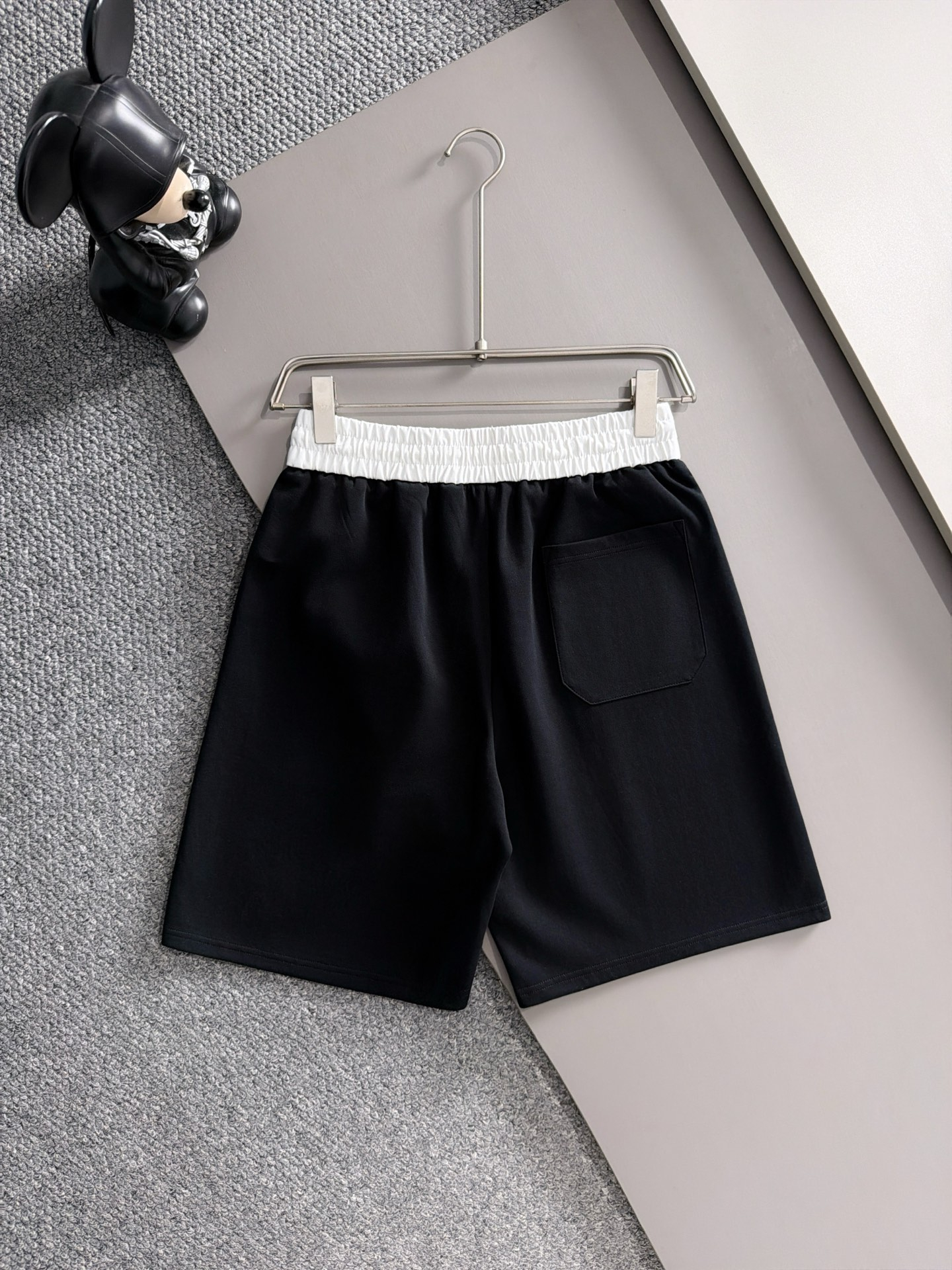 【PRADA】半袖T シャツショートパンツ セットアップ