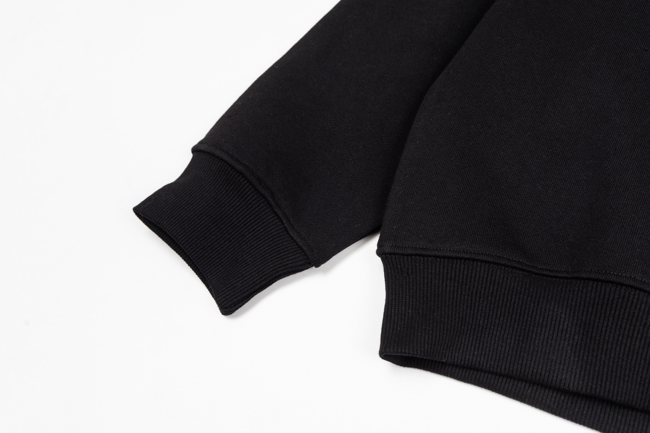 【LOEWE】刺繍パーカー