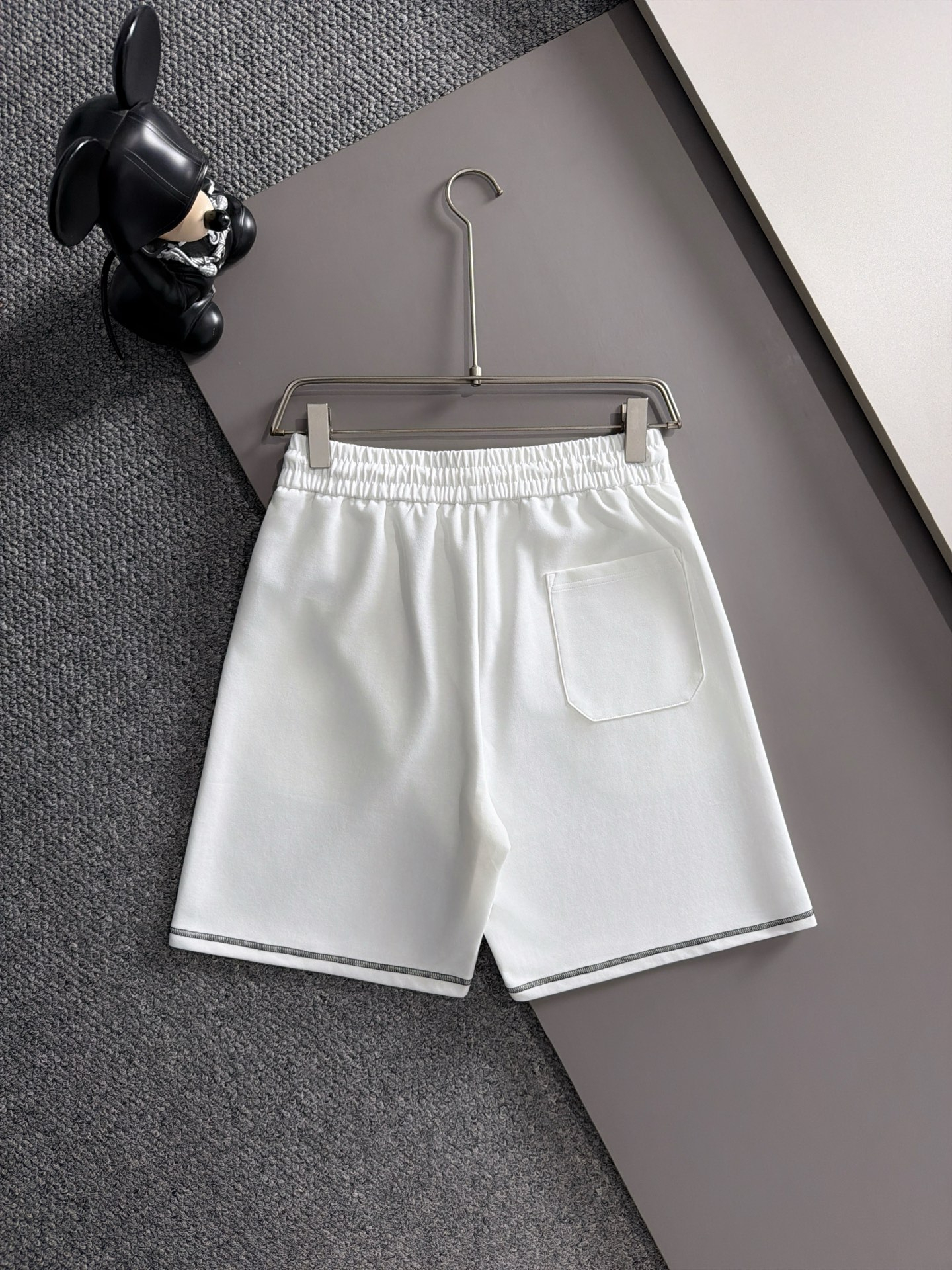 【PRADA】半袖T シャツショートパンツ セットアップ