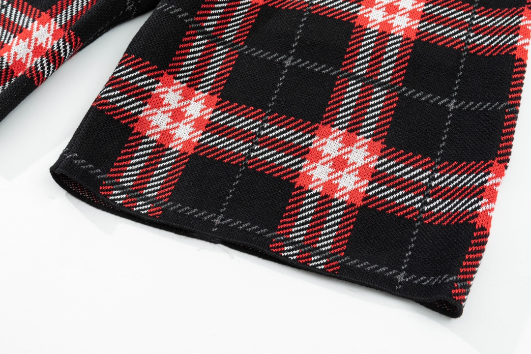 【BURBERRY】ショートパンツ