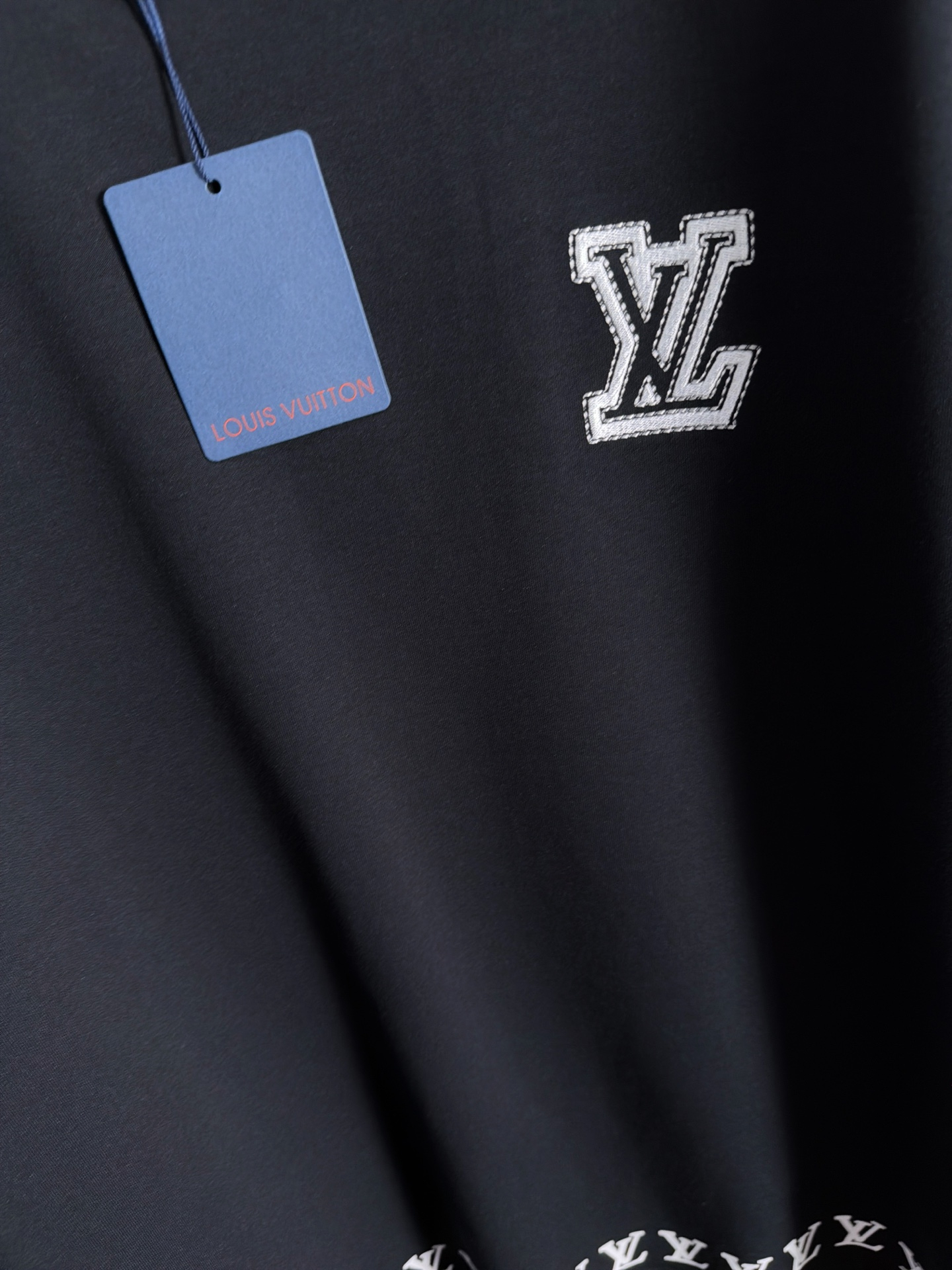 【LOUIS VUITTON】半袖T シャツショートパンツ セットアップ