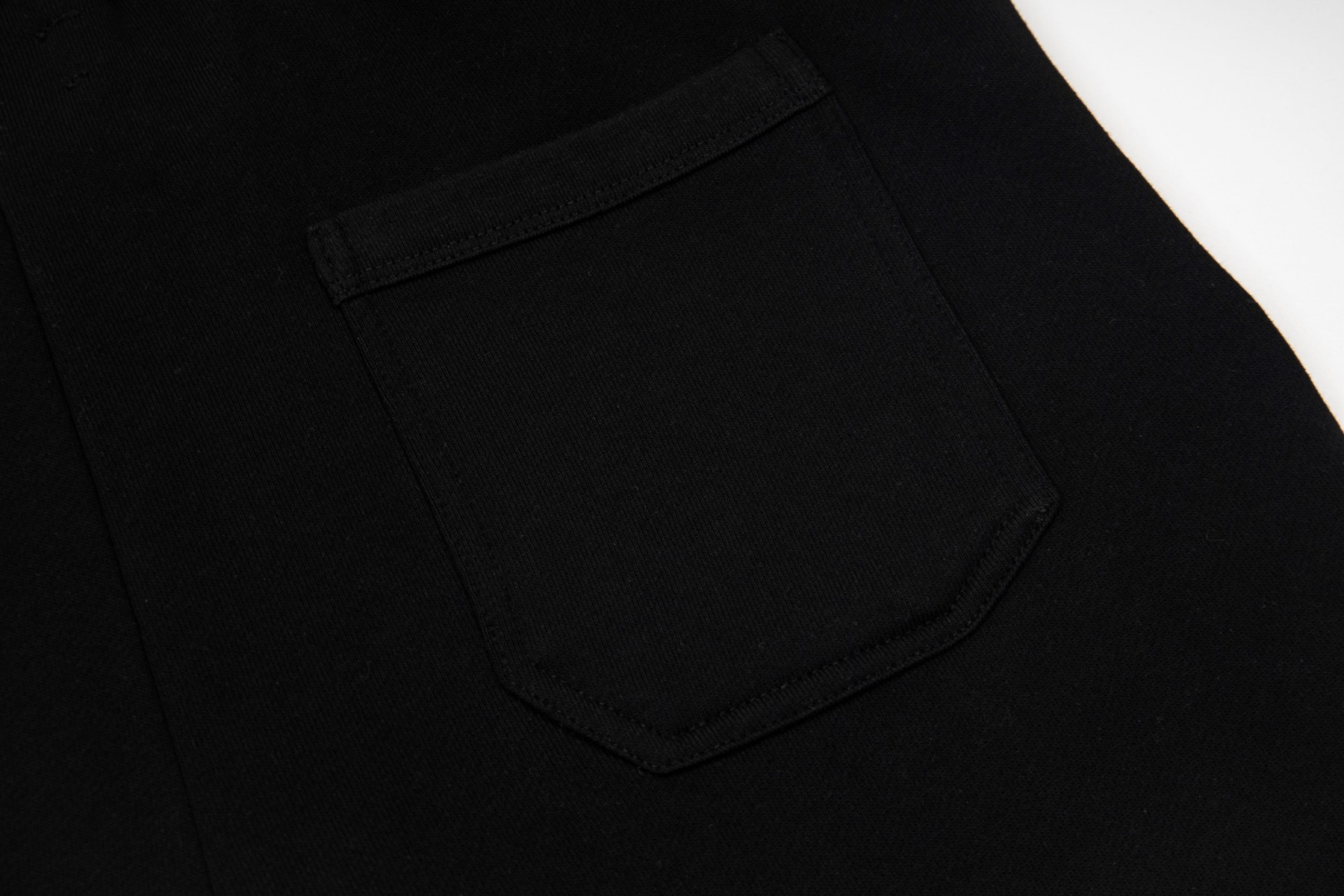 【AMIRI】ショートパンツ