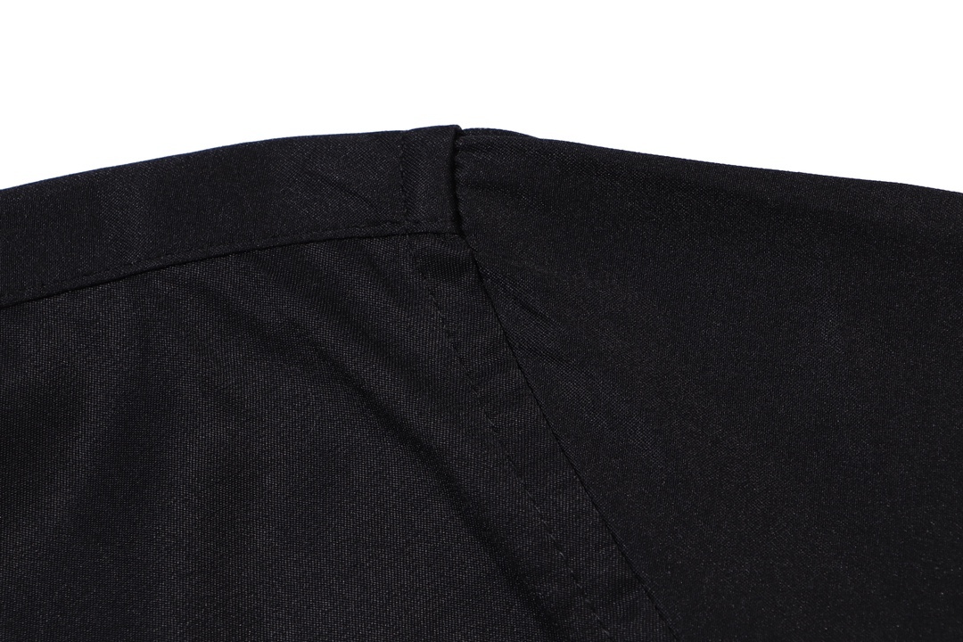 【BURBERRY 公式旗艦店】バーバリー シャツ ご好評に付き再入荷 240716