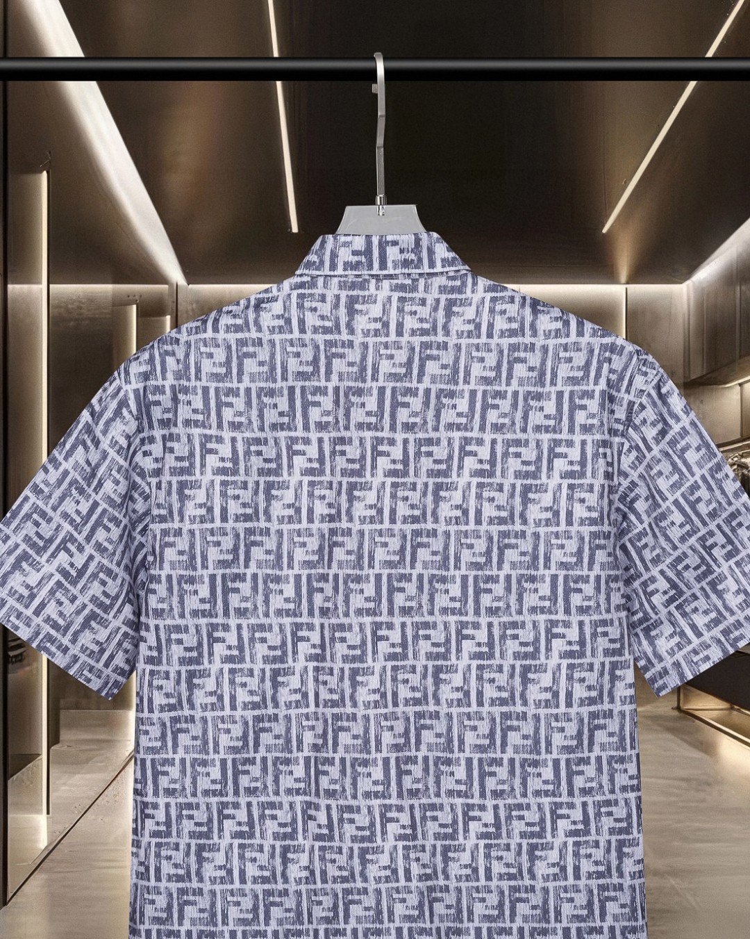 【FENDI】半袖シャツ