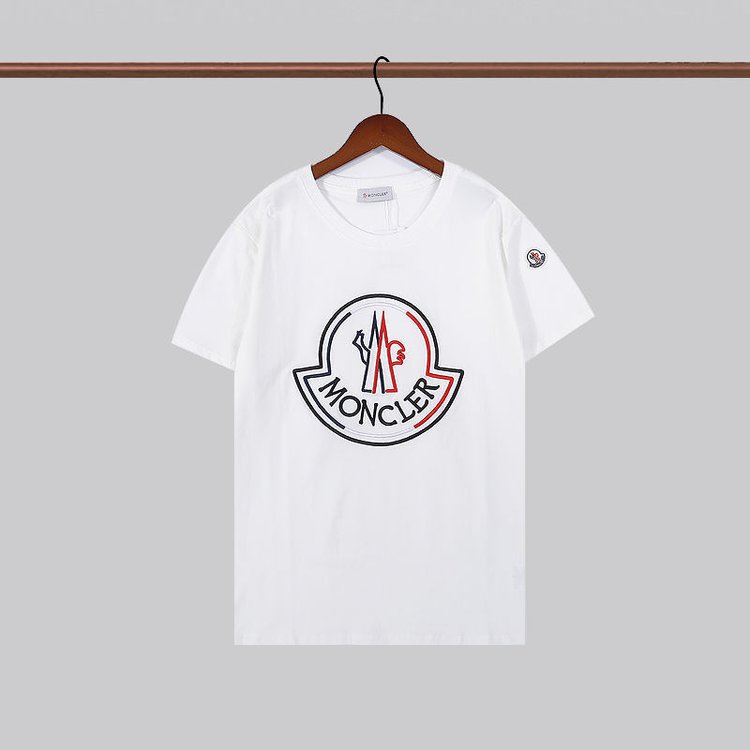 【Moncler 】男女兼用、ご好評に付き再入荷！