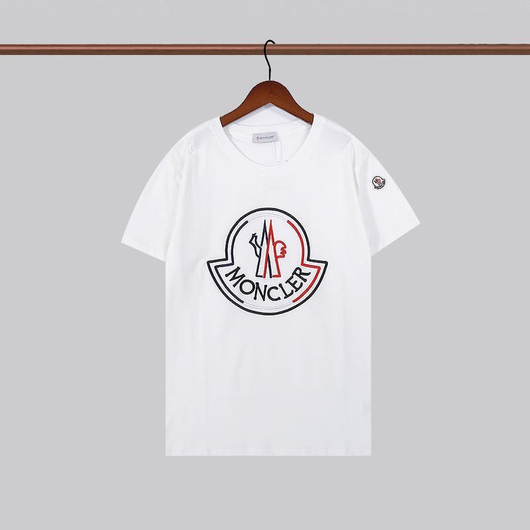 【Moncler 】男女兼用、ご好評に付き再入荷！