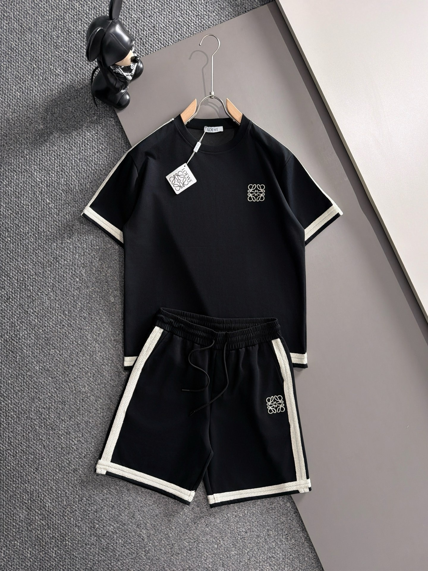 【PRADA】半袖T シャツショートパンツ セットアップ