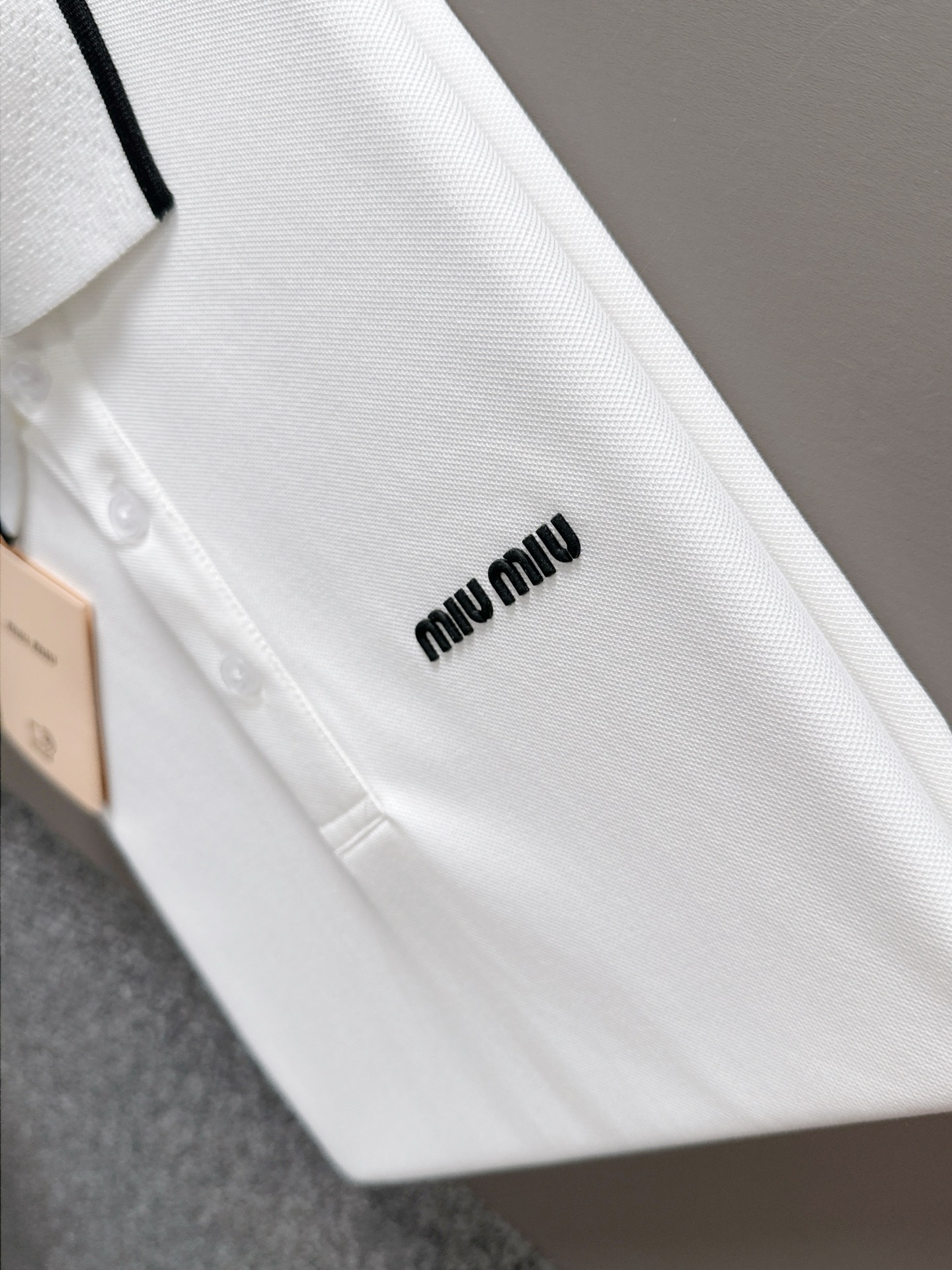 【MIU MIU】半袖 T シャツ