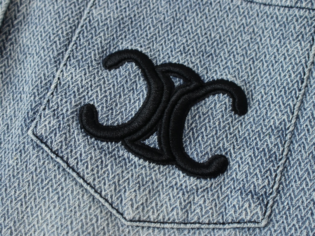 【CELINE 公式旗艦店】セリーヌ シャツ ご好評に付き再入荷！