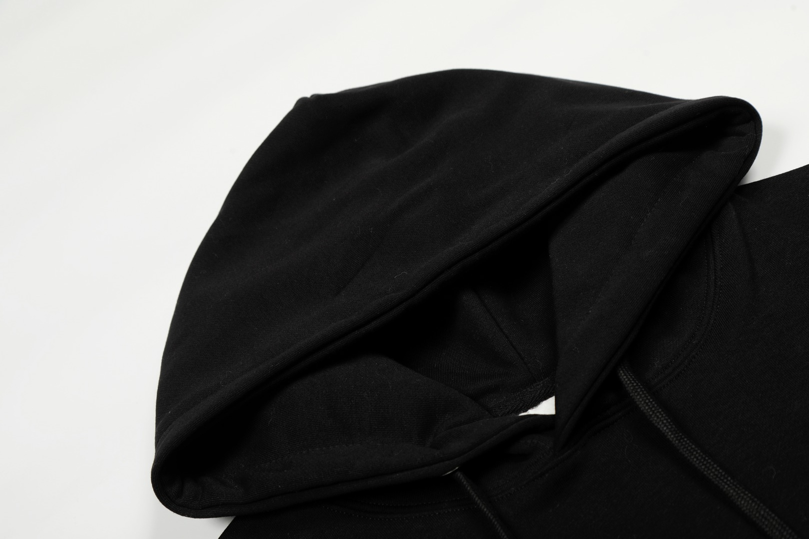  【AMI】刺繍パーカー