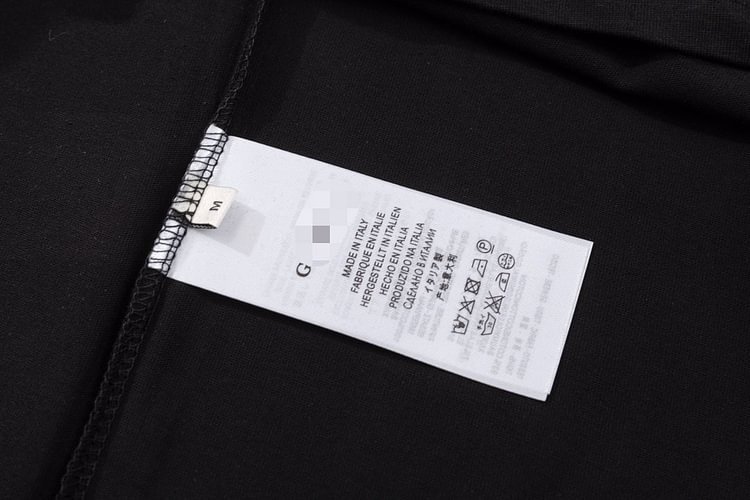 【Gucci 】（グッチ）半袖 男女兼用、ご好評に付き再入荷！