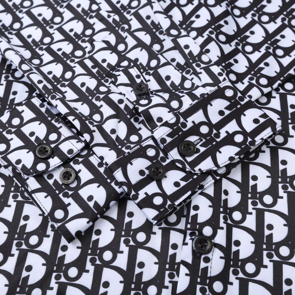 【DIOR 公式旗艦店】長袖シャツ、 ご好評に付き再入荷！！