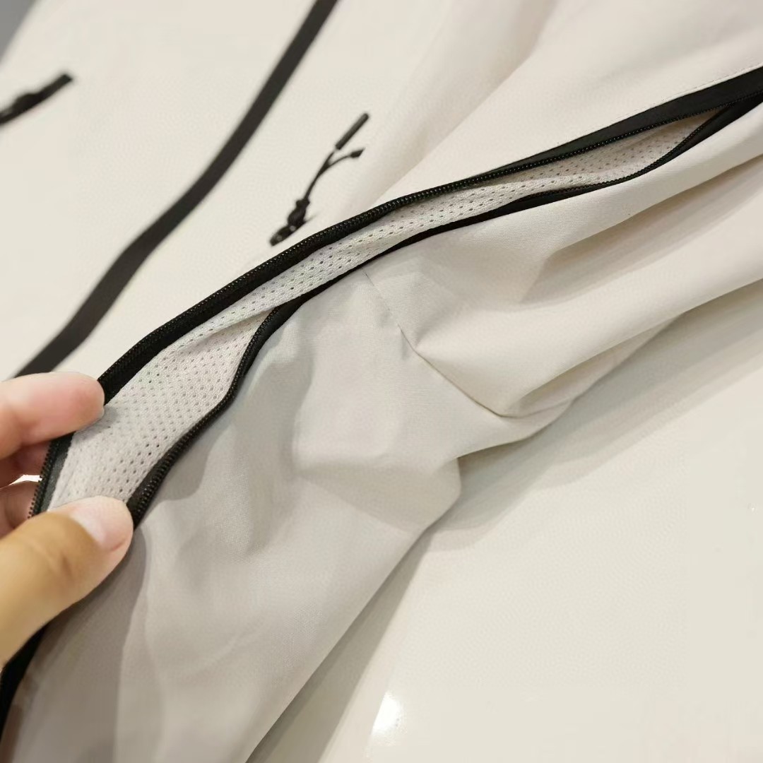 【ARC'TERYX旗艦店】アウトドアジャケット ご好評に付き再入荷！