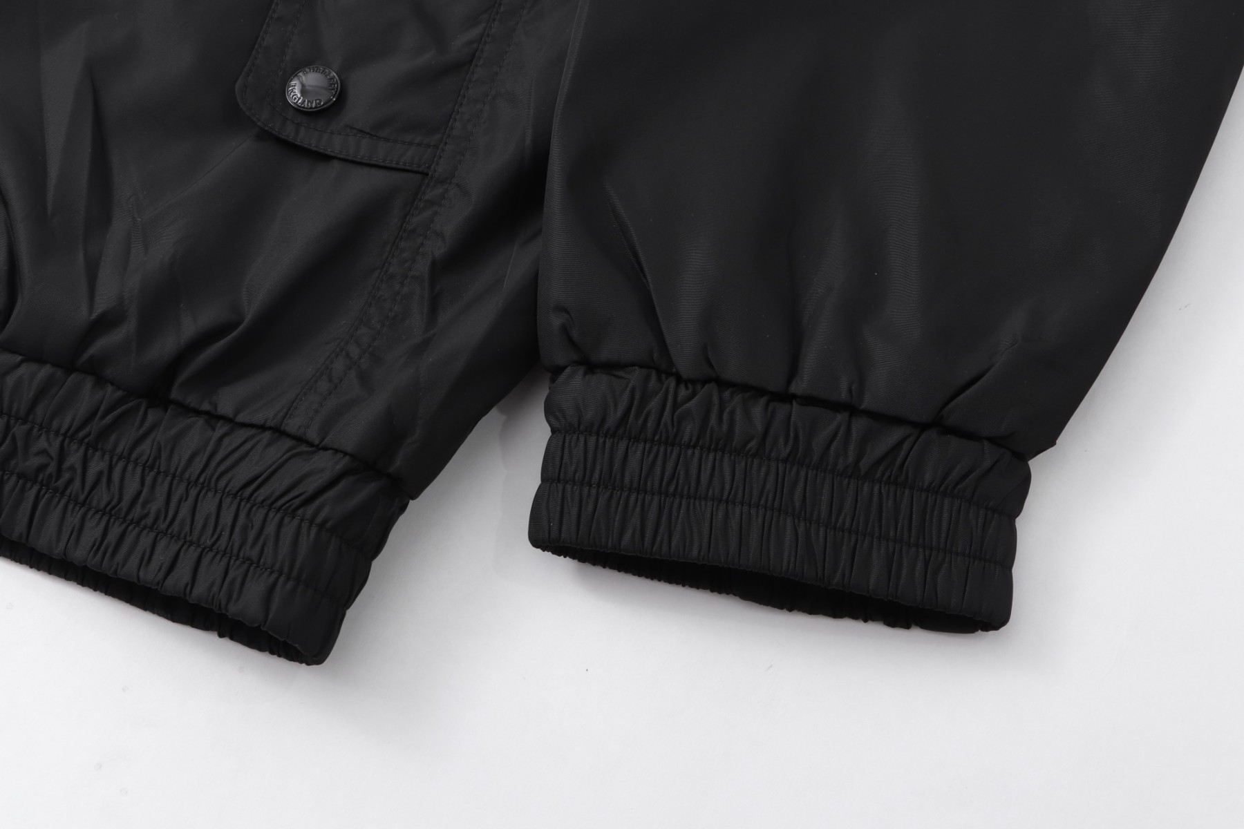 【BURBERRY旗艦店】バーバリー ジャケット 、ご好評に付き再入荷！