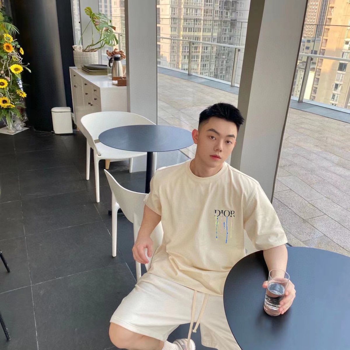 【 DIOR 公式旗艦店】ディオール Tシャツ ご好評に付き再入荷！