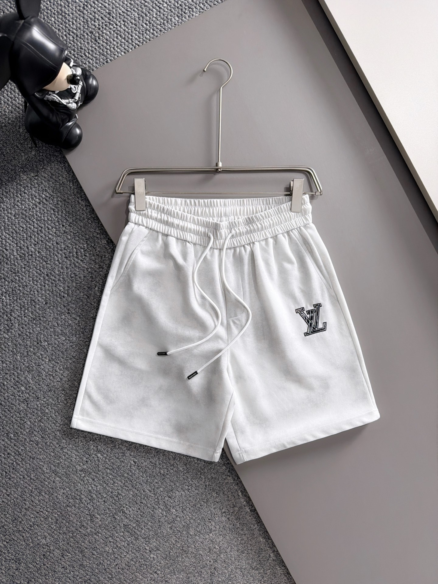 【LOUIS VUITTON】半袖T シャツショートパンツ セットアップ