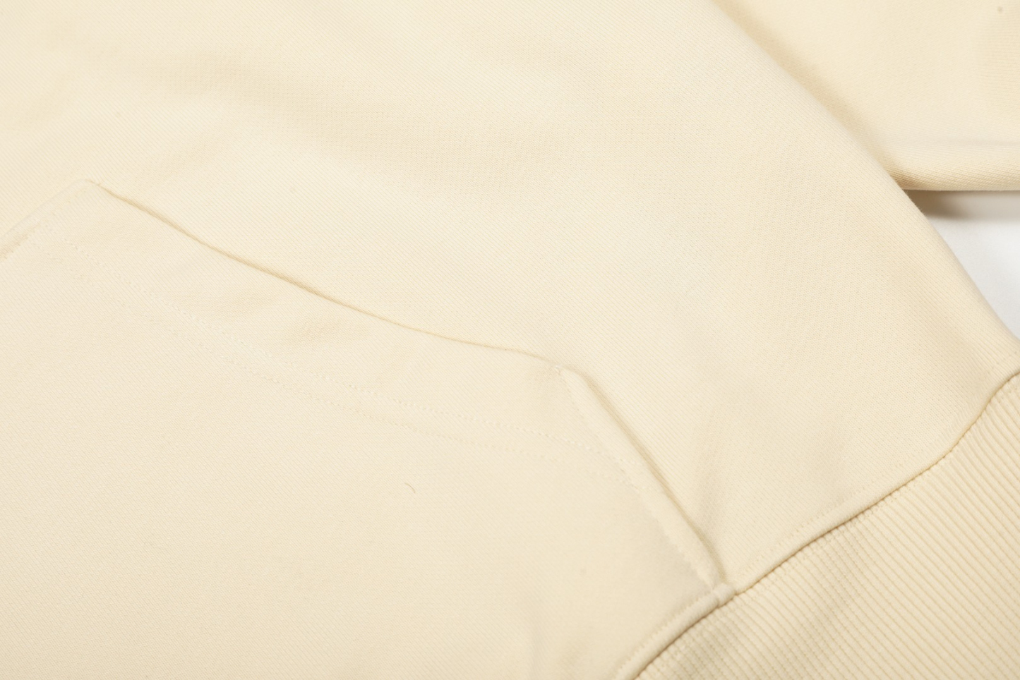  【AMI】刺繍パーカー