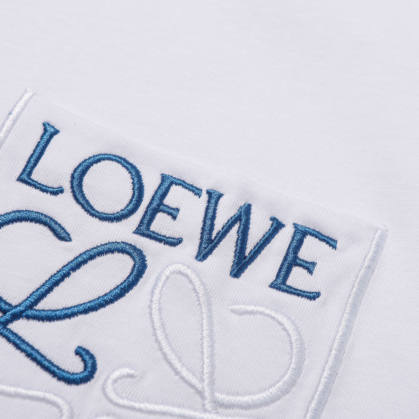 【LOEWE 公式旗艦店】（ロエベ）Tシャツ、ご好評に付き再入荷！