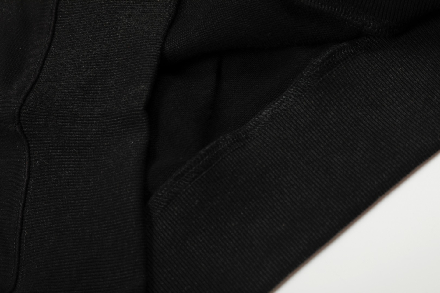  【AMI】刺繍パーカー