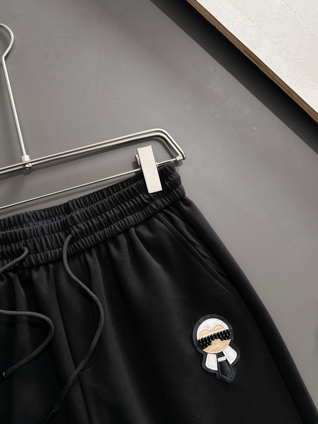 【FENDI】ショートパンツ