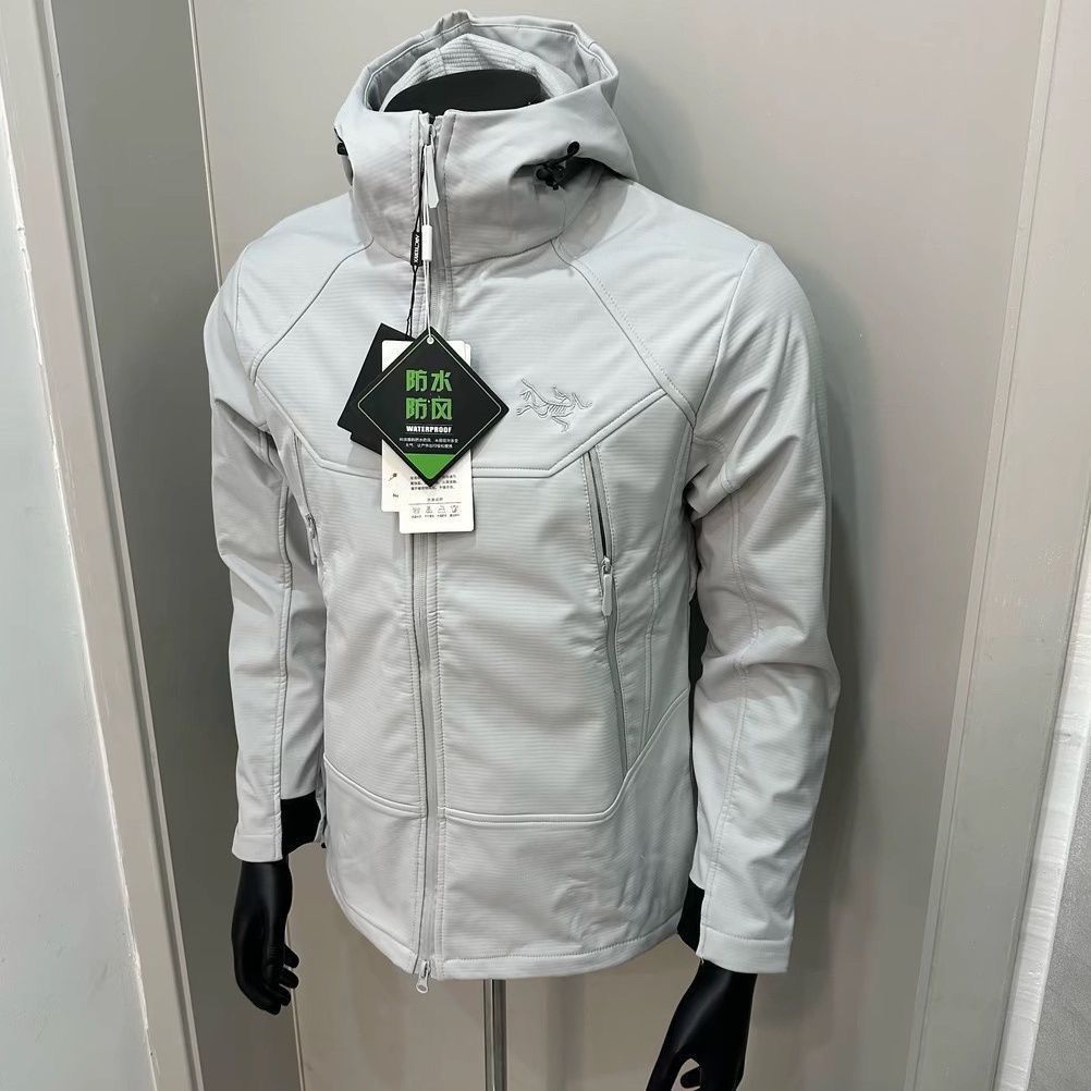 【ARC'TERYX旗艦店】COVERT ニットカーディガン ご好評に付き再入荷！