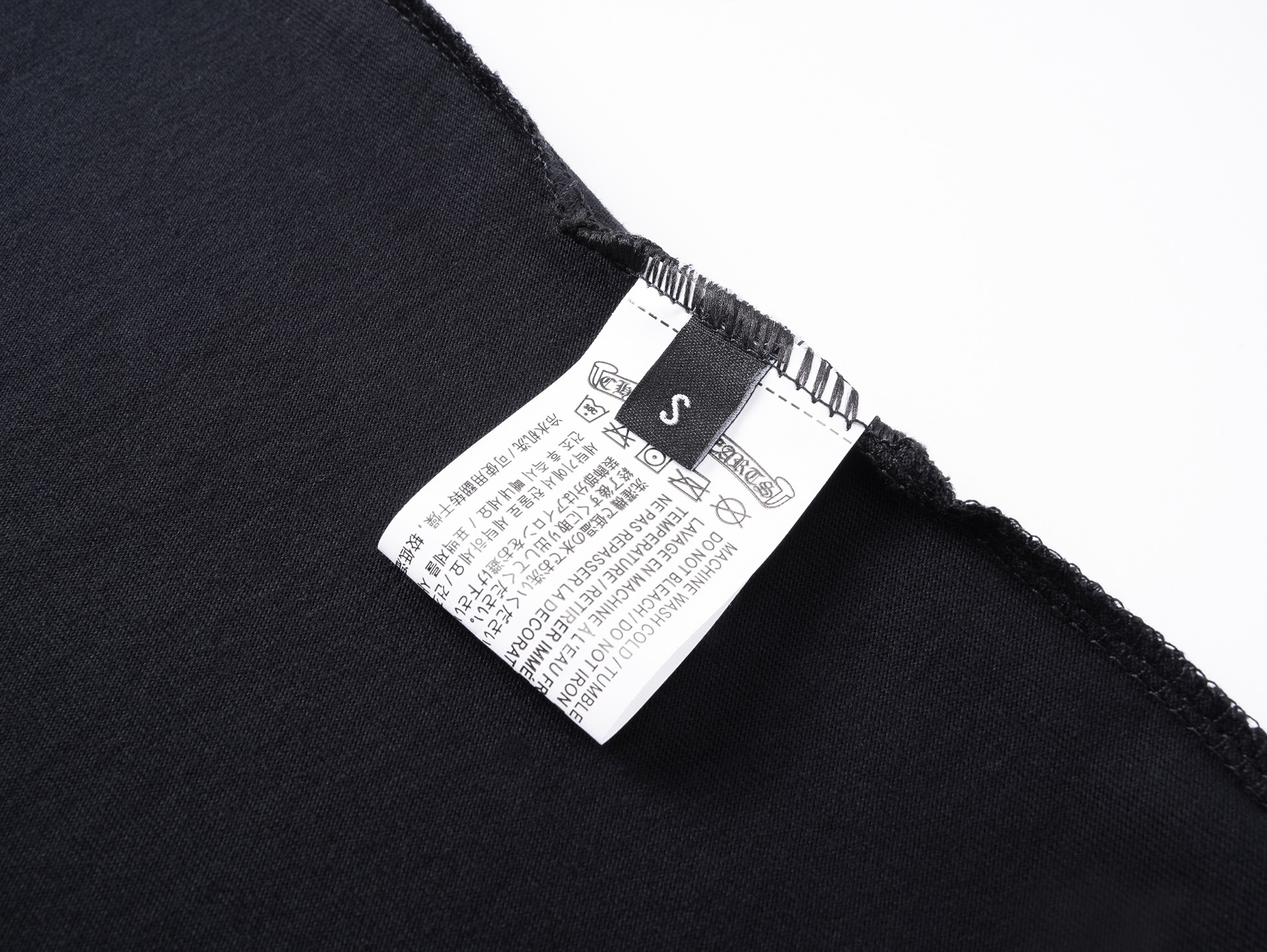 【CHROME HEARTS】（クロムハーツ）半袖Tシャツ、ご好評に付き再入荷！