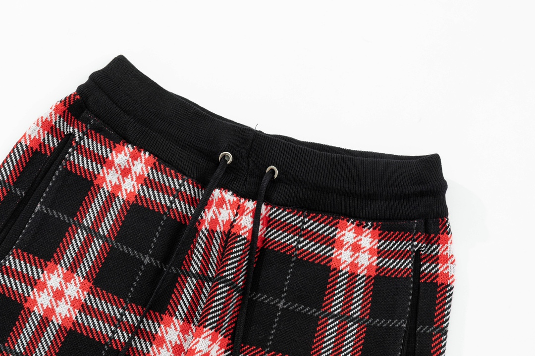 【BURBERRY】ショートパンツ