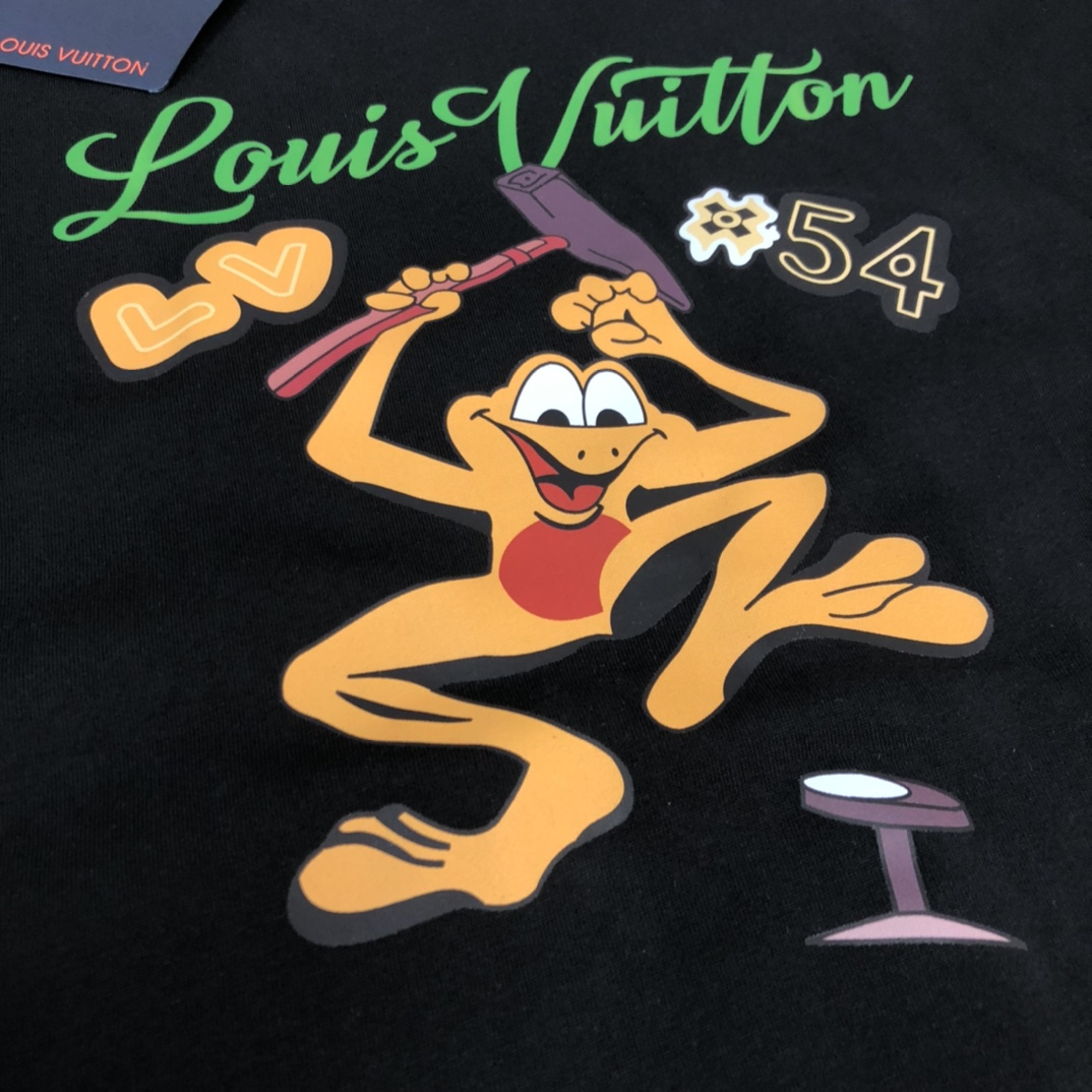 【LOUIS VUITTON】ルイヴィトン 半袖Tシャツ 男女兼用、ご好評に付き再入荷！